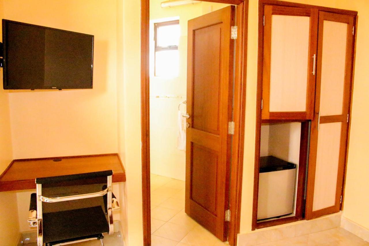 Prinias Hotel Kisumu Zewnętrze zdjęcie